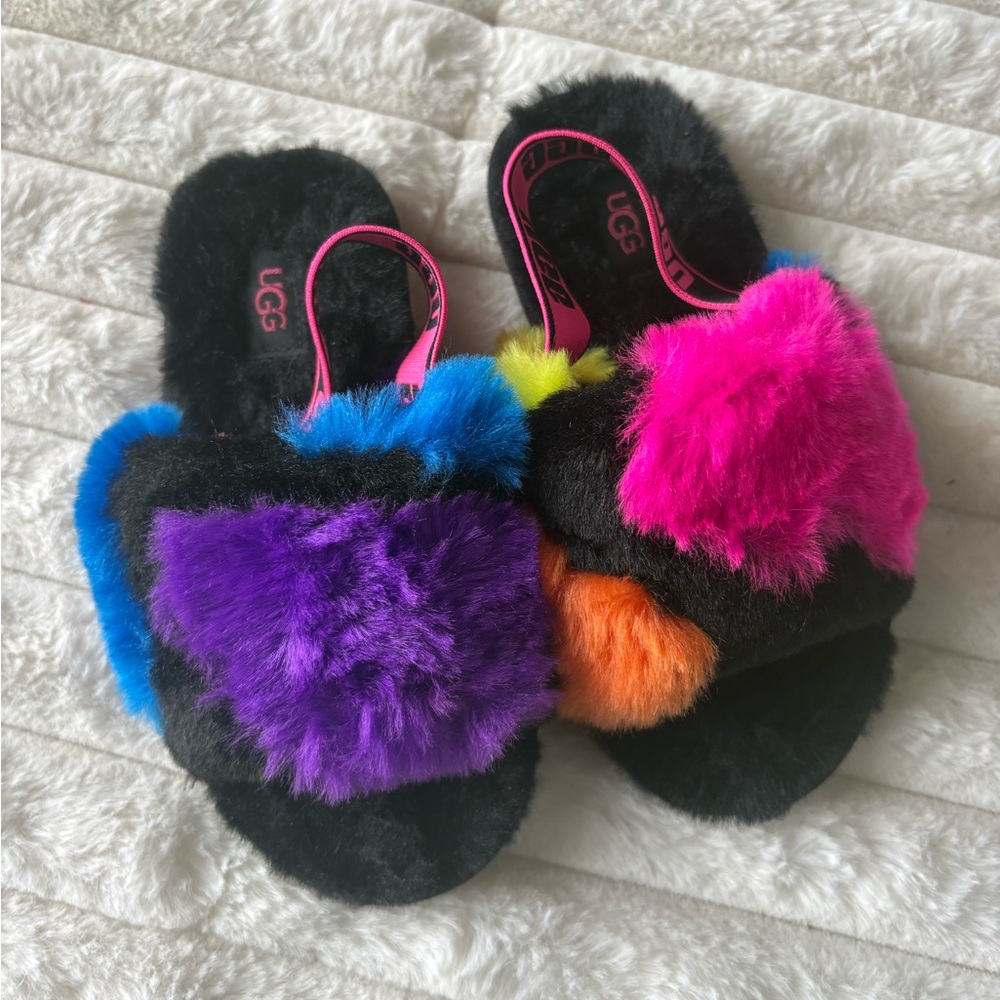 UGG Fluff Yeah Slide Slippers “Party Spots” Colorway Youth Size 11